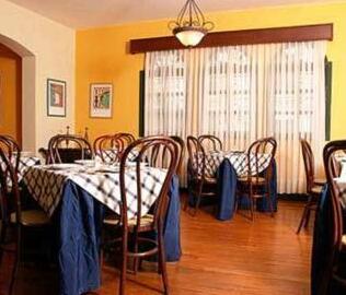 Hotel California Pacho - Photo2