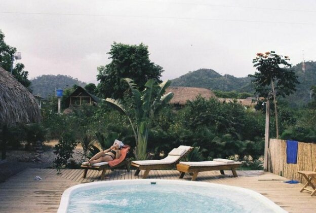 El Zoo Hostel & Pool - Photo2