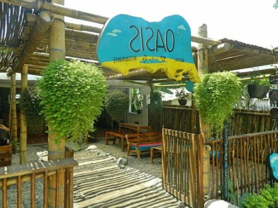 Oasis Hostal