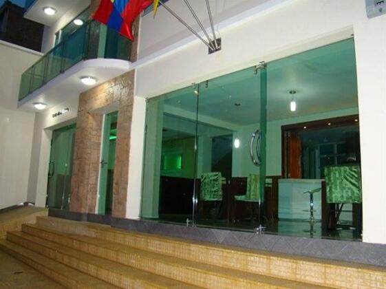 Apartahotel Vincent Suites - Photo2