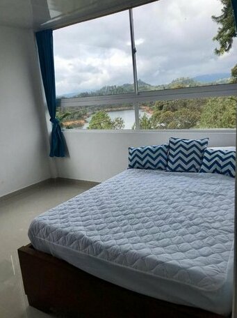 Paradise Lake Hotel - Photo3