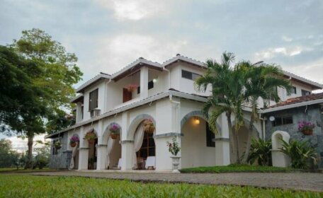 El Lugar Boutique Hotel