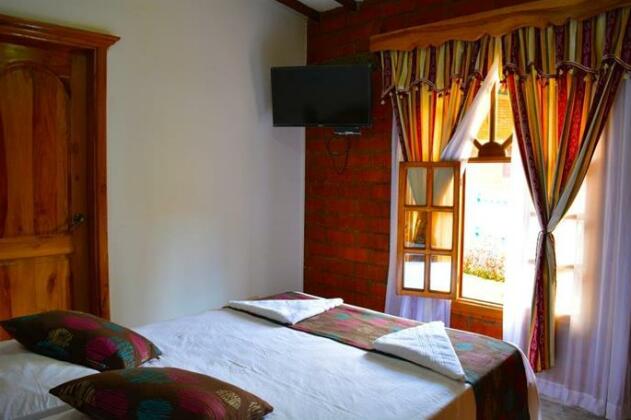 Hostal Valle De Las Camelias - Photo5