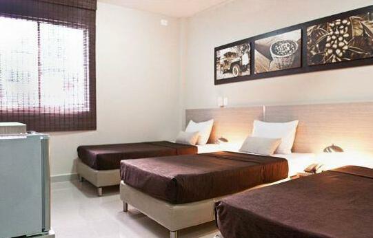 Hotel Condina - Photo2
