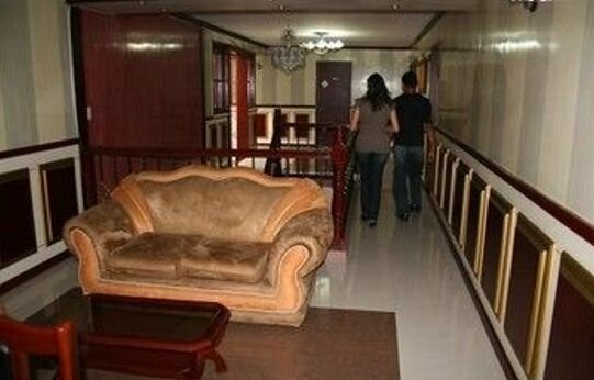 Hotel Imperio Real - Photo4