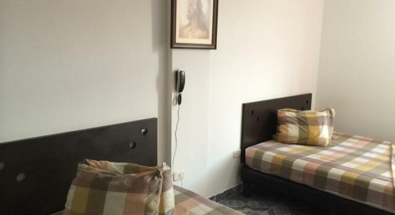 Hotel Medellin JR - Photo3