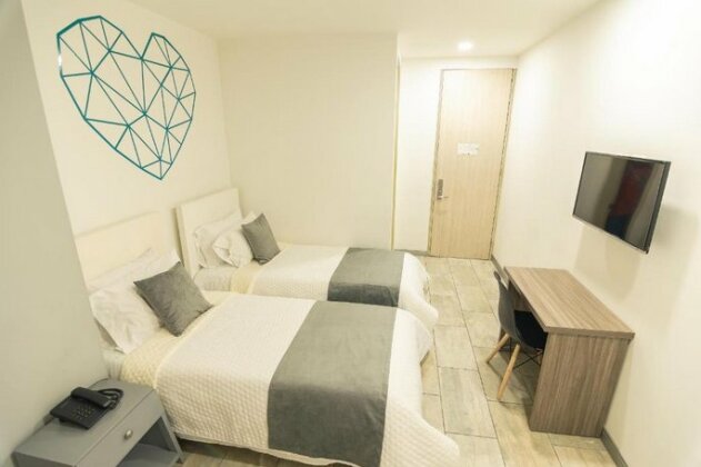 Hotel Rosales - Photo2