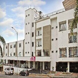 Top Deck Hotel