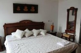 Hotel Napoles - Photo2