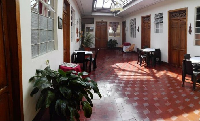 Hotel Alcayata Colonial - Photo2