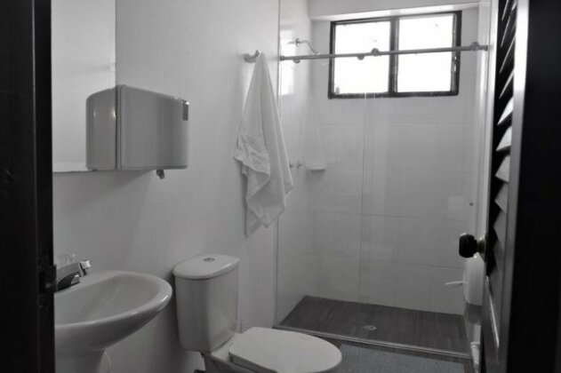Les Balcons Hostel - Photo4