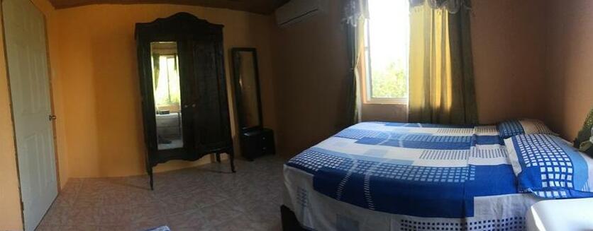 Palillo's Place - Photo3