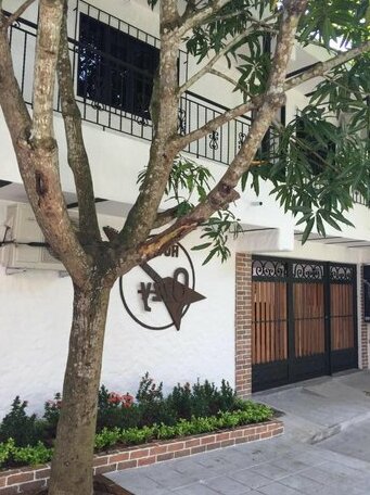 Hotel Ozzy