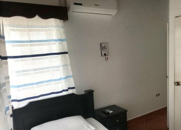 Hotel Los Santisimos - Photo3