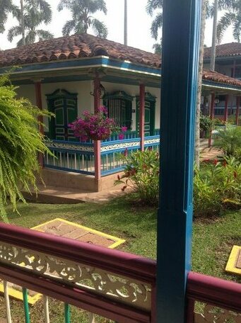Photo 4