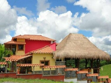 La Casa que Canta Quimbaya