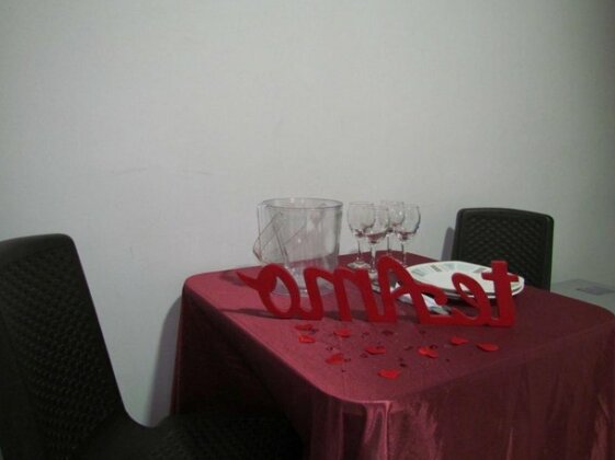 Hotel Diamonds - Photo5