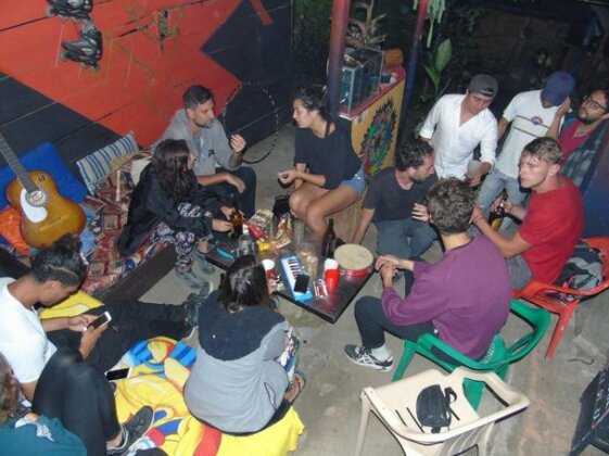 Hostal Musica y Arte - Photo3