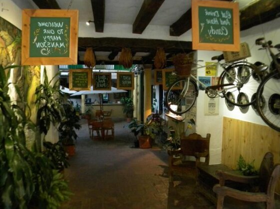 La Mansion Hostel - Photo4