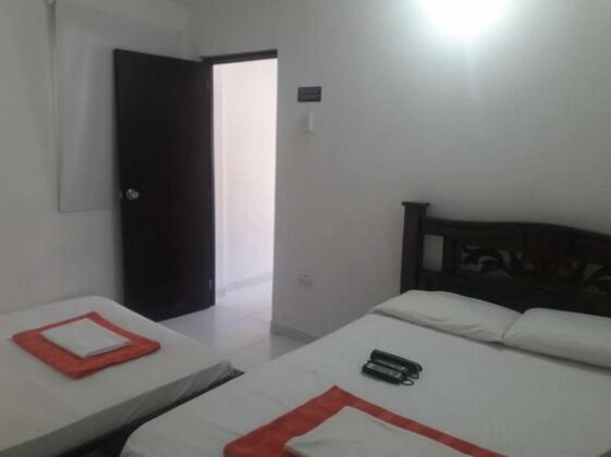 Hostal Fura y Tena - Photo2