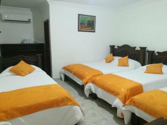 Hotel El Delfin Santa Marta - Photo4