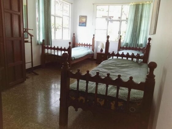 El Hostal Suizo - Photo4