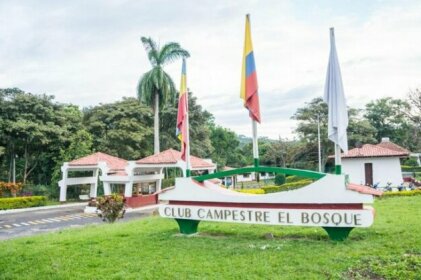 Club Campestre El Bosque EXHUBERANTE NATURALEZA 6 pax