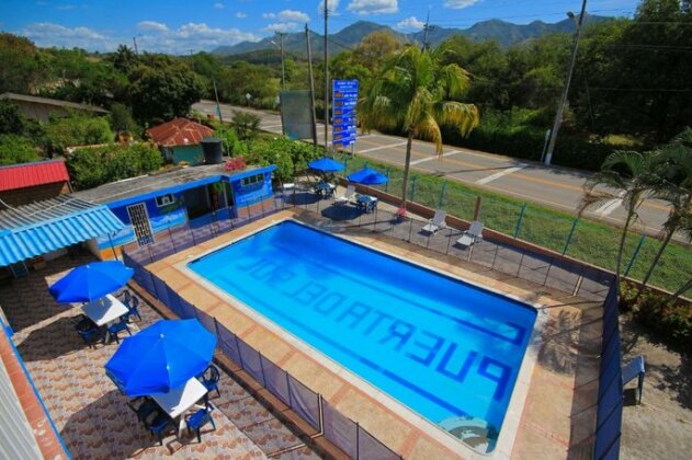 Hotel Puerta Del Sol Girardot