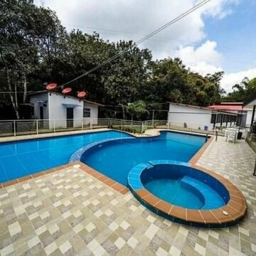 Hostal los arroyos