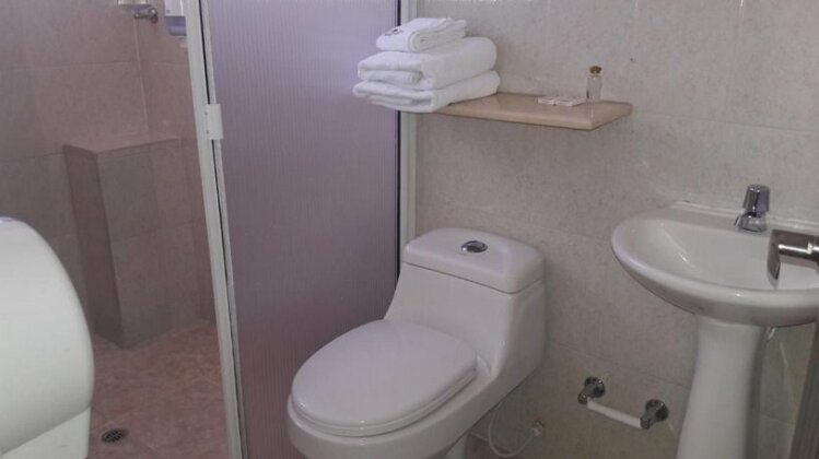 Hotel Cafe Plaza - Photo4