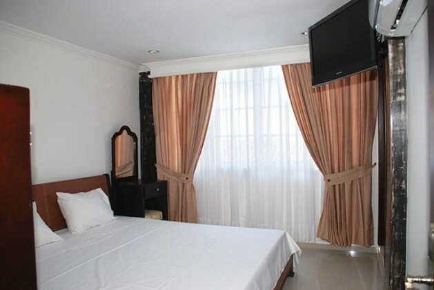 Hotel San Gil - Photo2