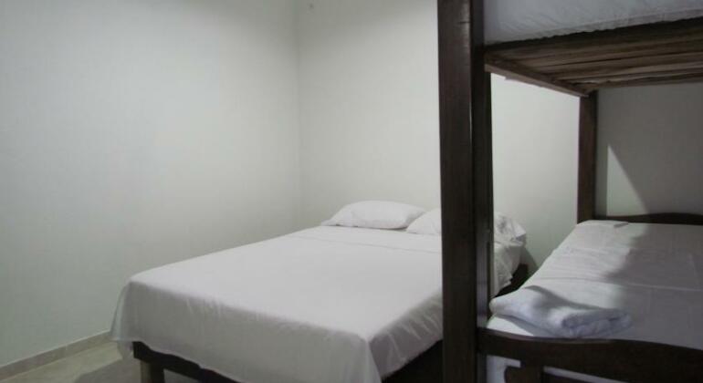 Aqua Hostal - Photo4