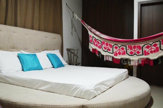 Hotel Millrose - Photo2