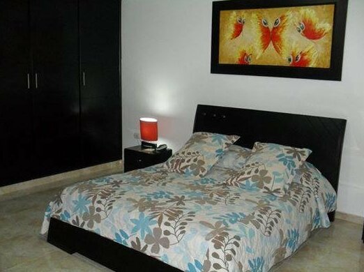 Hotel Serrano Plaza - Photo3