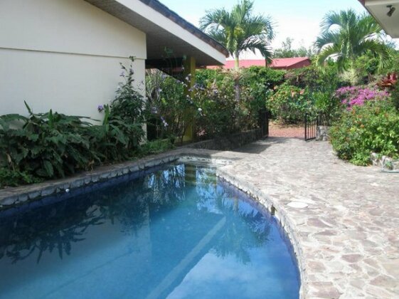 Dos Palmas Studio Apartments - Photo3