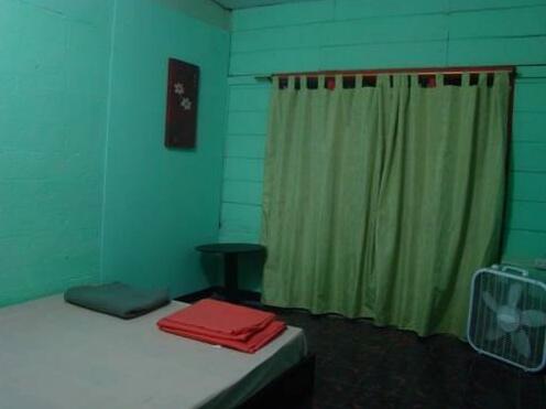 El Patio Hostal & Camping - Photo3