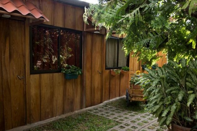 Laurel House Alajuela - Photo3