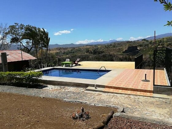The House of Hummingbird - Photo4