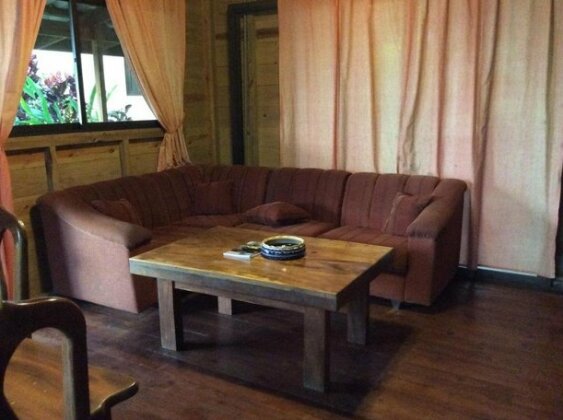 Many's House - Photo3