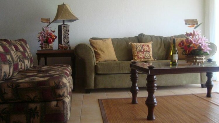 Condor Condominiums - Photo2