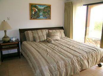 La Paloma Condominiums - Photo2