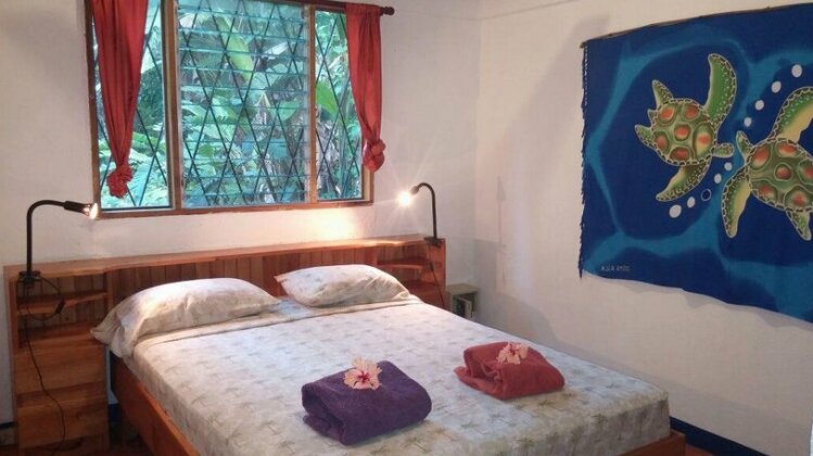 Cabinas Caribe Luna Cahuita - Photo2