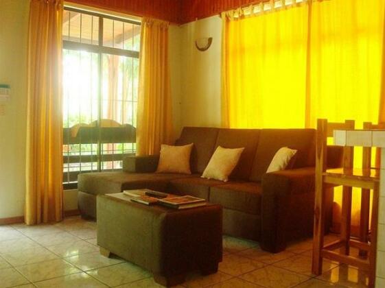 Eladio's Place - Photo3