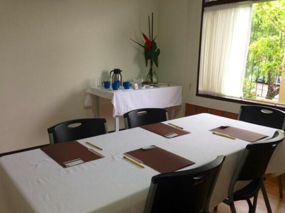 Legacy Boutique Hotel - Photo2