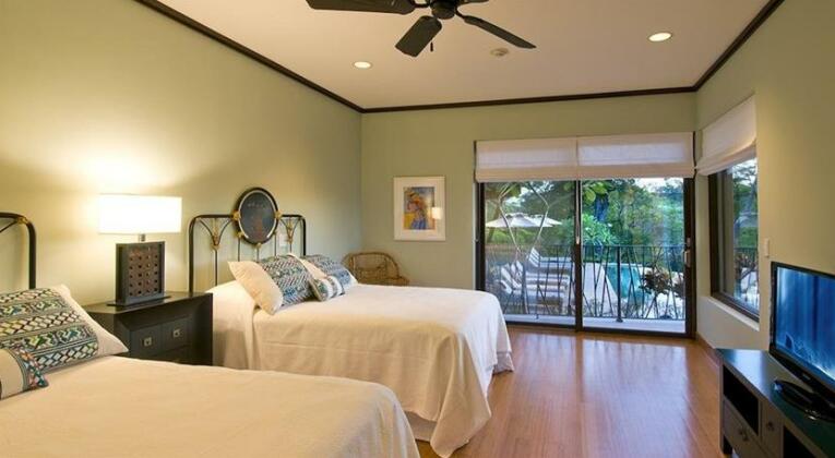 Las Terrazas Condos - Photo3