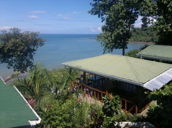 Las Cotingas Lodge