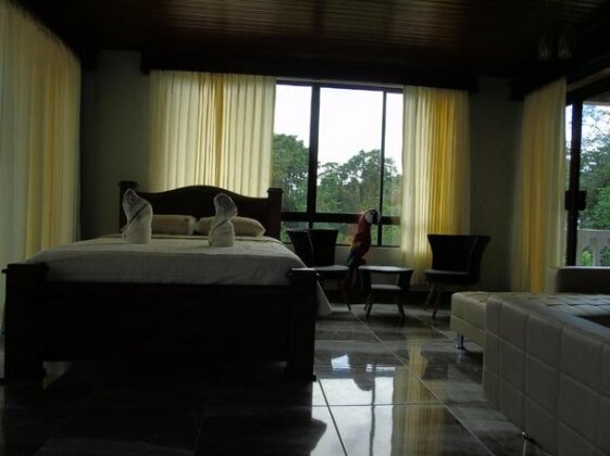 Margarita and Tour Operator Drake Bay - Photo4