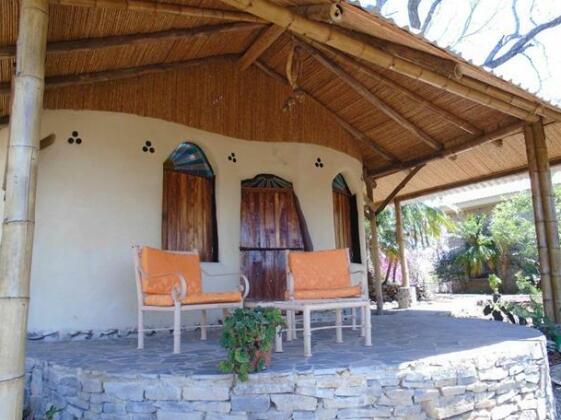 Hobbit Cob Cottage