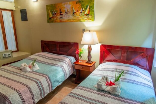 Aparthotel Girasol Beachfront - Photo4