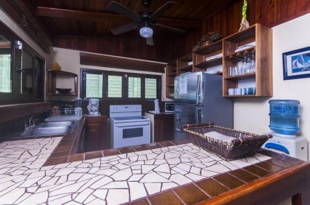 Casa Mandolina on the beach in Jaco - Photo3